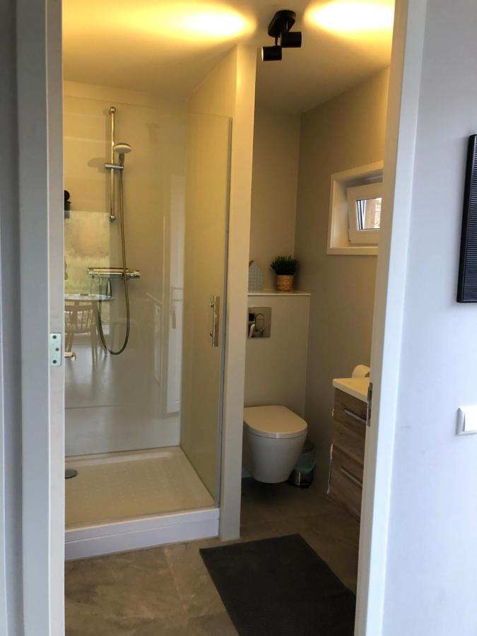 B&B Snurk Stiens, Fijn Verblijf Aan Open Vaarwater Exteriér fotografie